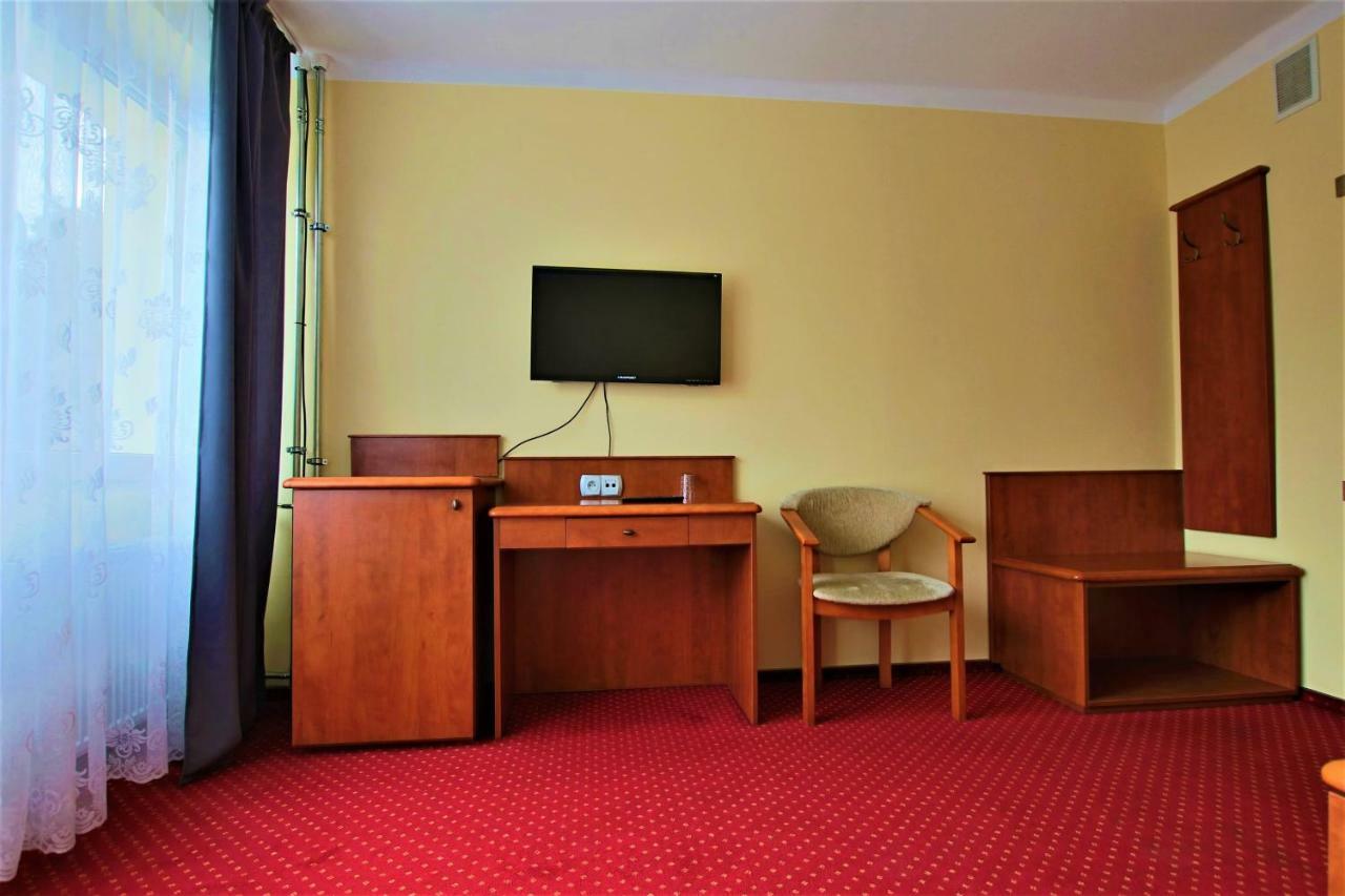 Hotel Arkadia à Kielce Extérieur photo